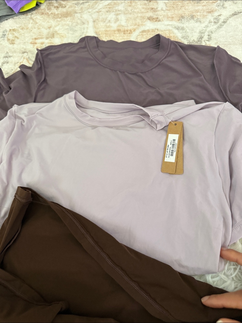 SKIMS Fit Everybody Crew Neck 45$ Each
Small and medium size - Picture 4 of 5